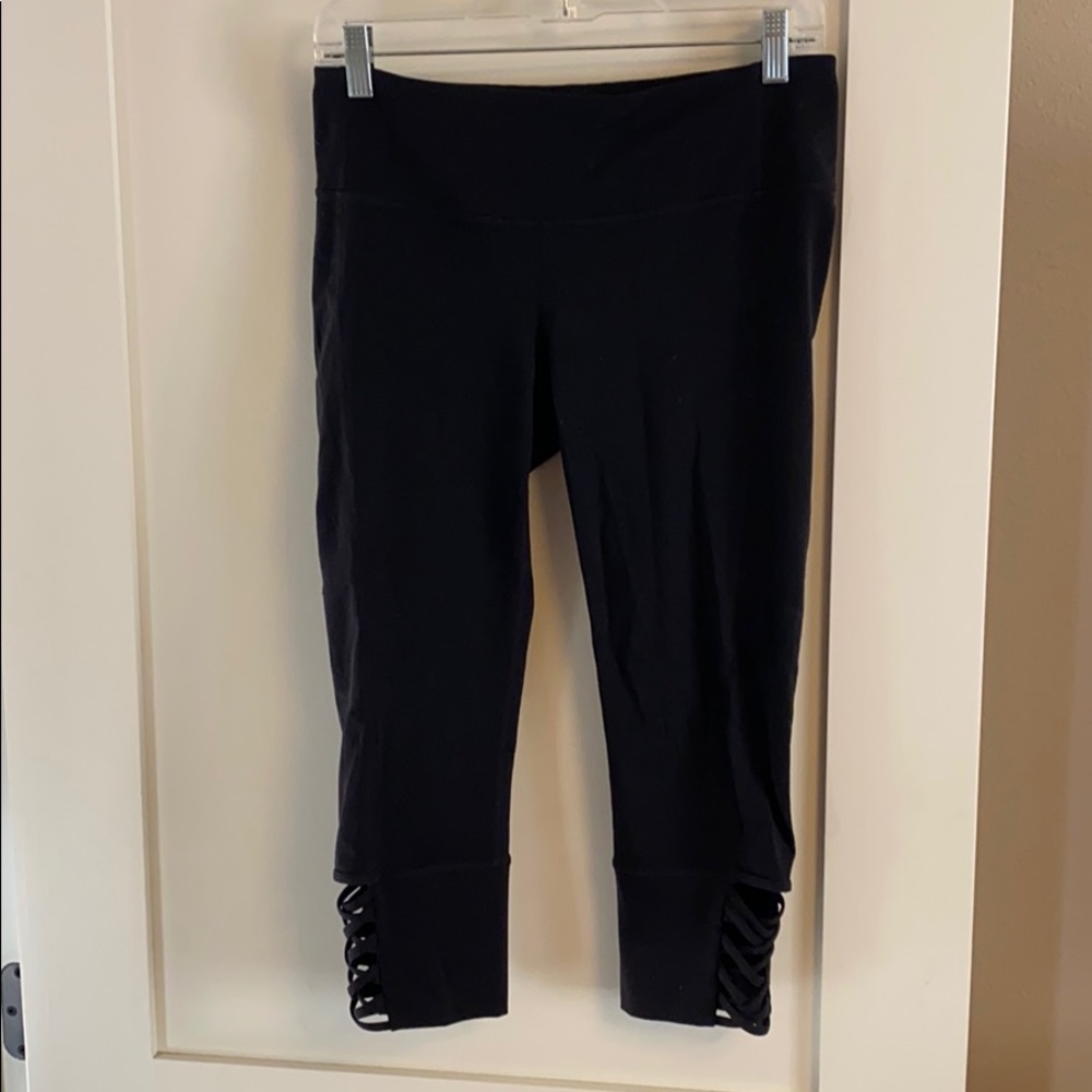 Athleta Elation Capri Legging